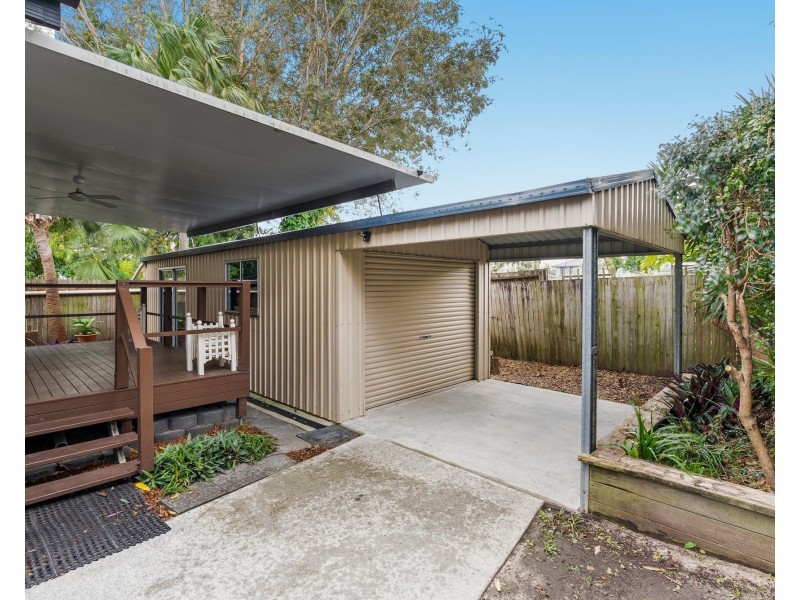 53 Victor Avenue, Paradise Point QLD 4216