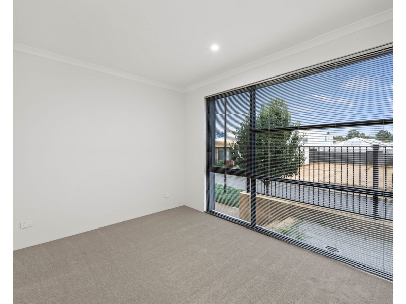 44 Conifer Place, Kardinya WA 6163