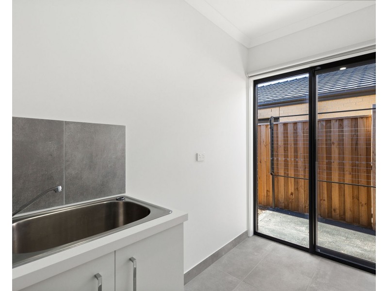 5 Bronwyn Way, Wyndham Vale VIC 3024