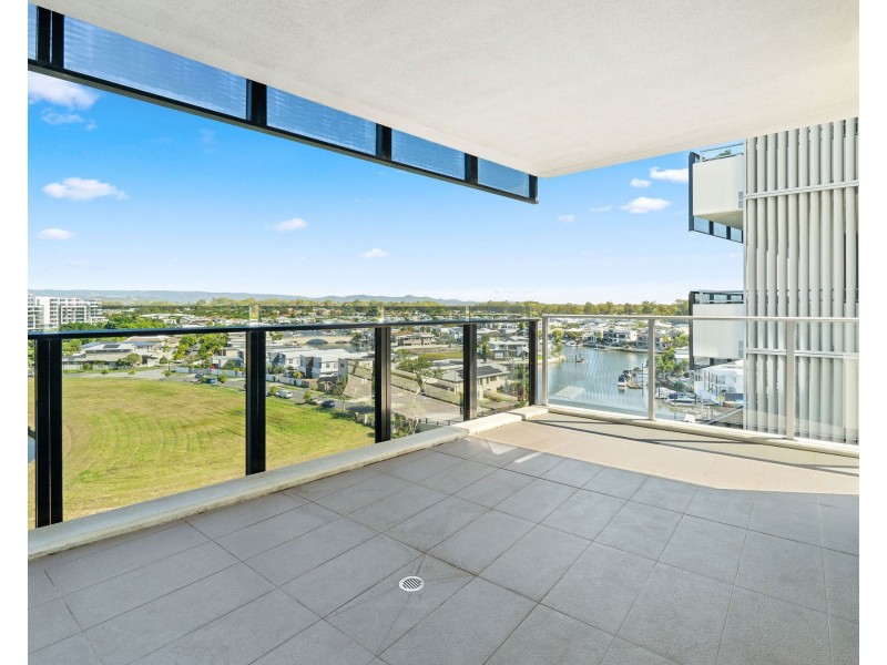 2704/25-31 East Quay Drive, Biggera Waters QLD 4216