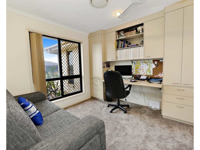 12 Charlotte Court, Kalkie QLD 4670