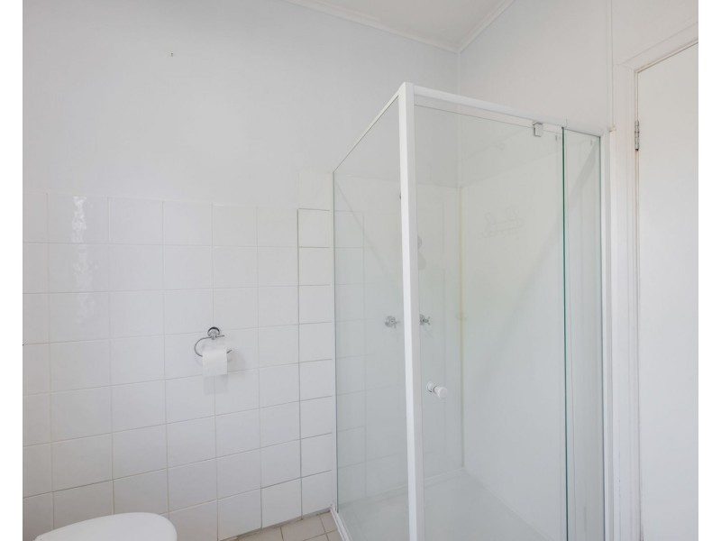 40 Dunn Road, Avenell Heights QLD 4670