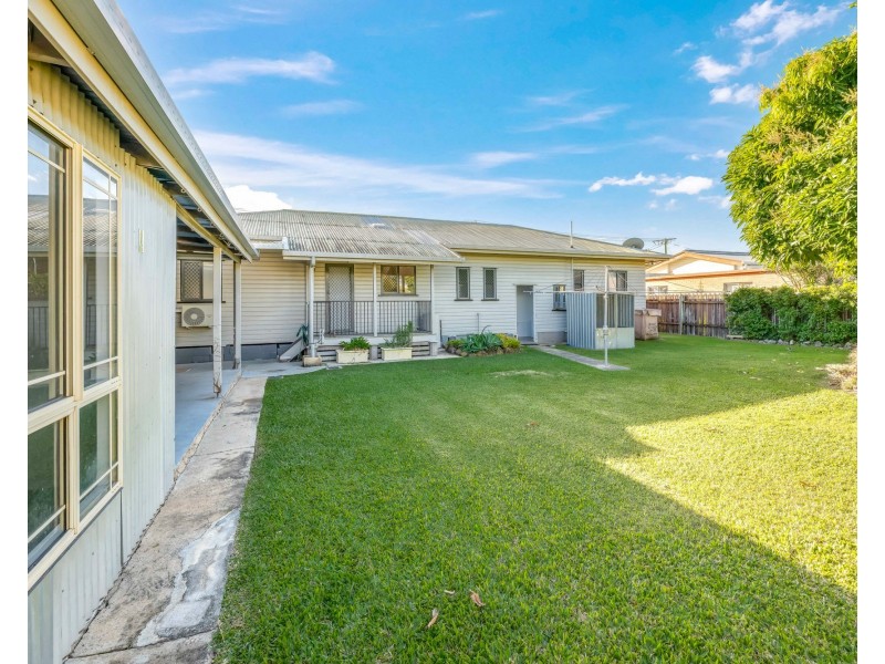40 Dunn Road, Avenell Heights QLD 4670