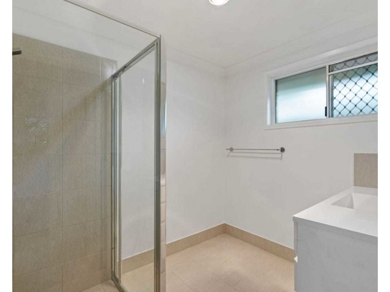 31 Yorkshire Cres, Mount Warren Park QLD 4207