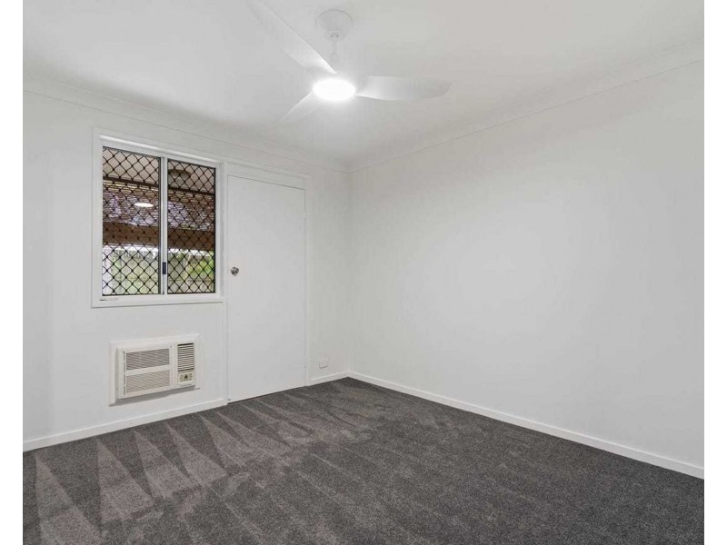 31 Yorkshire Cres, Mount Warren Park QLD 4207
