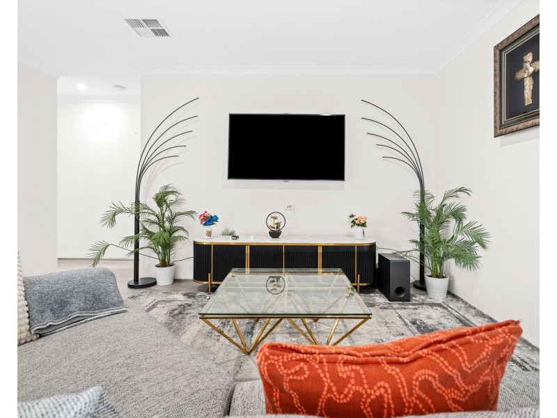 14 Barton Street, Aveley WA 6069