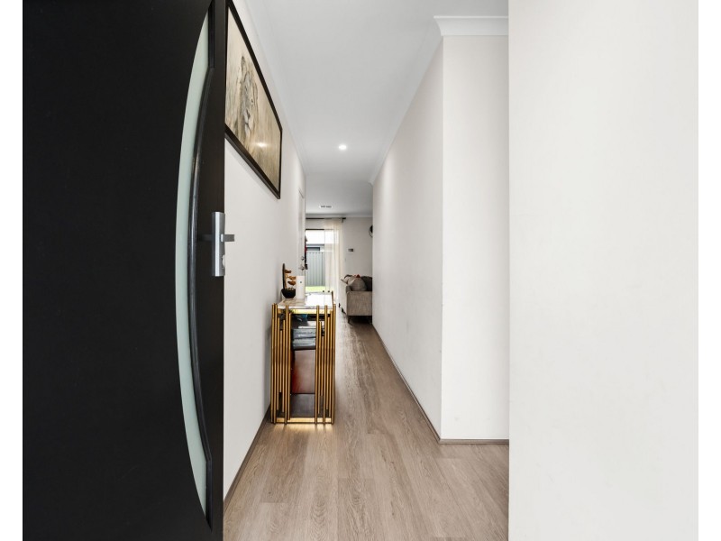 14 Barton Street, Aveley WA 6069