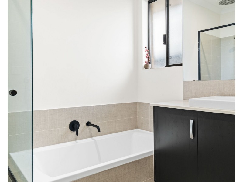 14 Barton Street, Aveley WA 6069