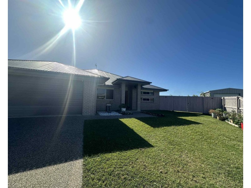 7 Zucchero Lane, Ashfield QLD 4670