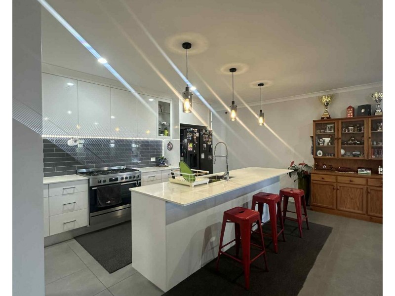 7 Zucchero Lane, Ashfield QLD 4670