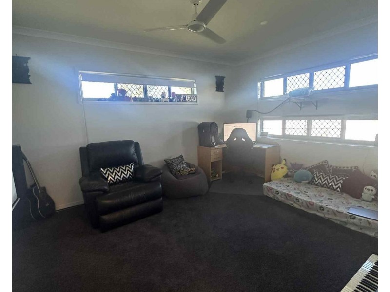 7 Zucchero Lane, Ashfield QLD 4670