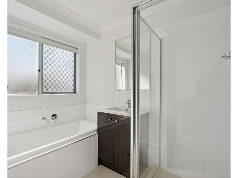 27 Wren Street, Redbank Plains QLD 4301