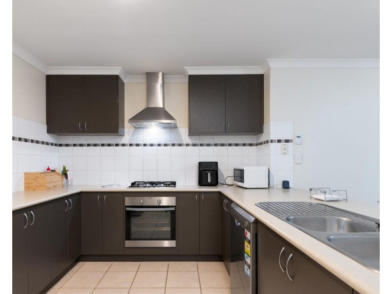 42 Musselbrook Trail, Ellenbrook WA 6069