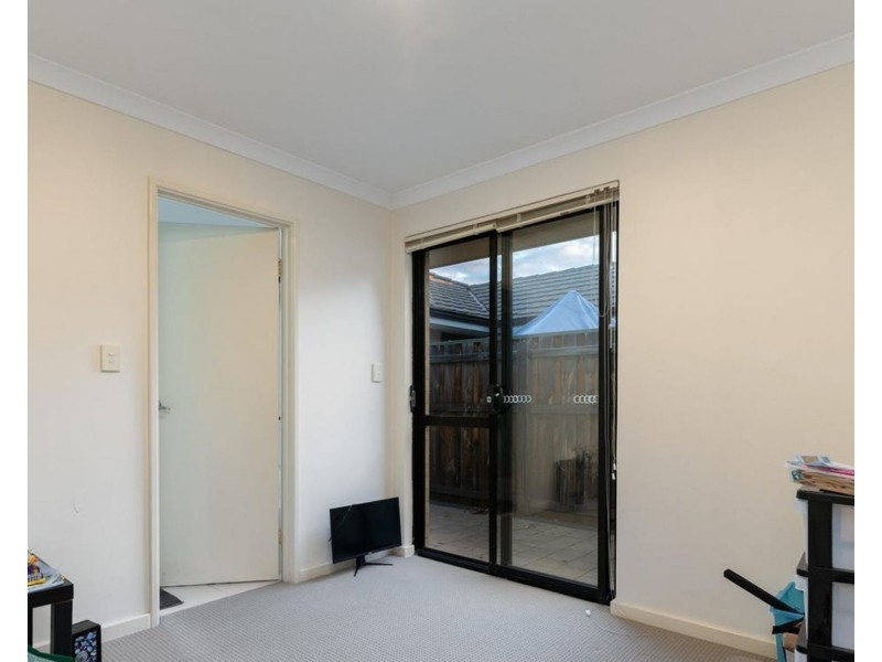 42 Musselbrook Trail, Ellenbrook WA 6069