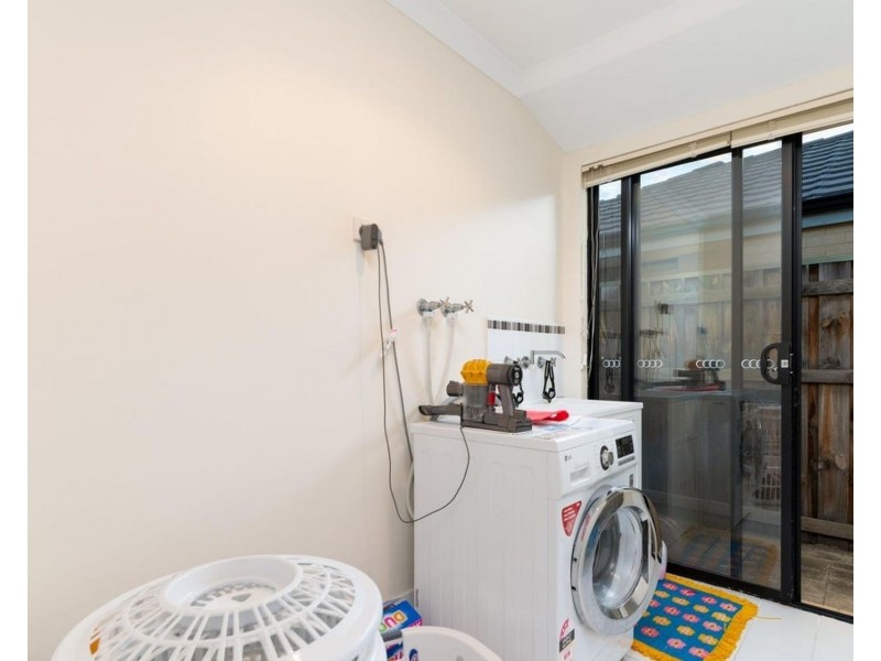 42 Musselbrook Trail, Ellenbrook WA 6069