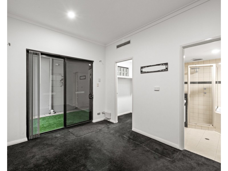 1/39 Mill Point Road, South Perth WA 6151
