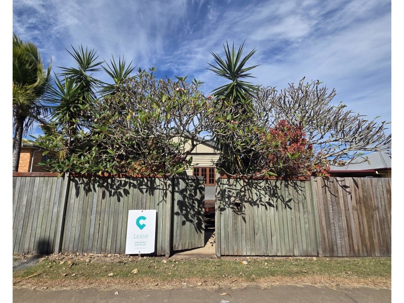 212 Walker Street, Svensson Heights QLD 4670