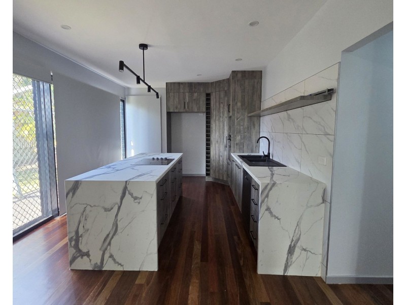 212 Walker Street, Svensson Heights QLD 4670