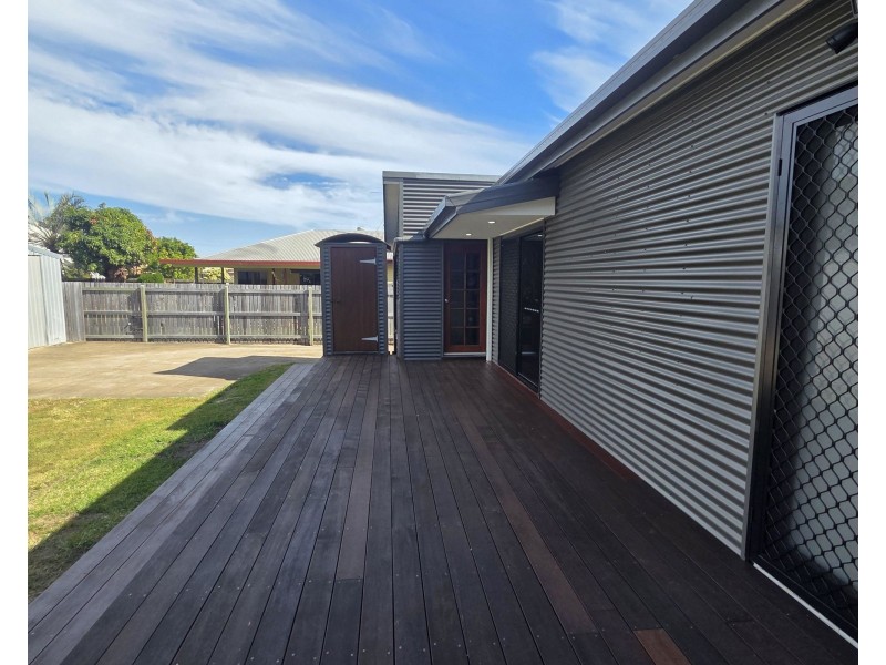 212 Walker Street, Svensson Heights QLD 4670