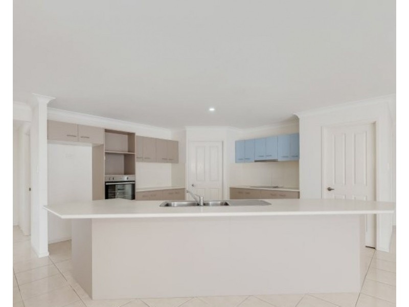 14 EXPLORERS WAY, Bargara QLD 4670