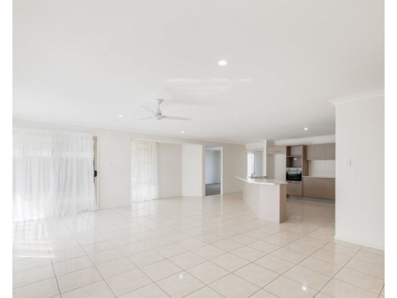 14 EXPLORERS WAY, Bargara QLD 4670