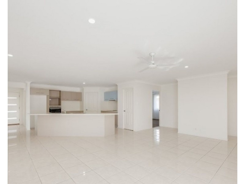 14 EXPLORERS WAY, Bargara QLD 4670