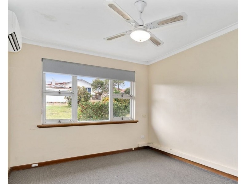 22 Flora Avenue, Bayswater WA 6053