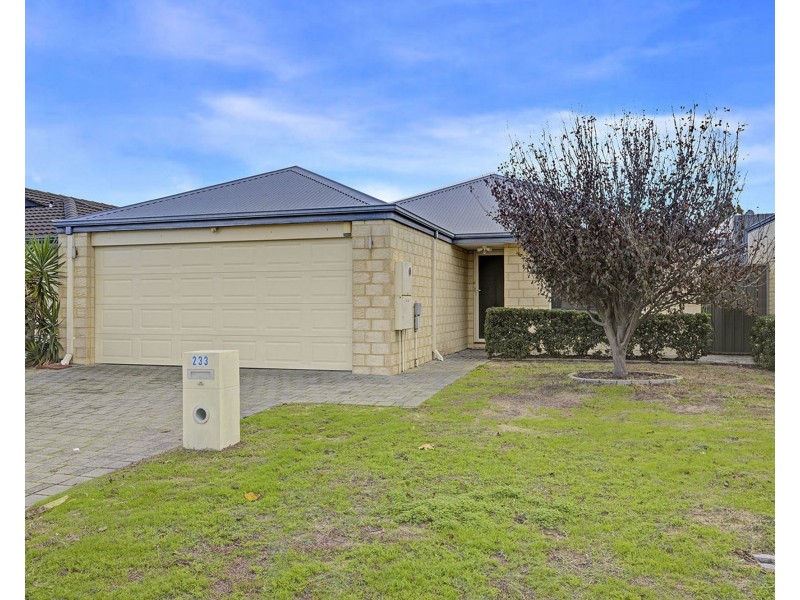 233 Landsdale Road, Landsdale WA 6065