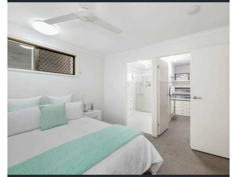 25 Jenalyn Cresent, Avoca QLD 4670