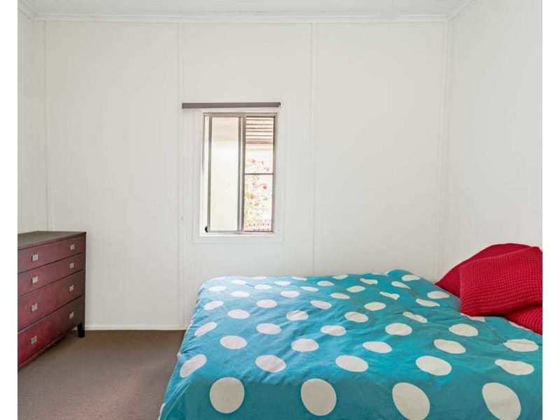 22 Hills Street, Bundaberg East QLD 4670