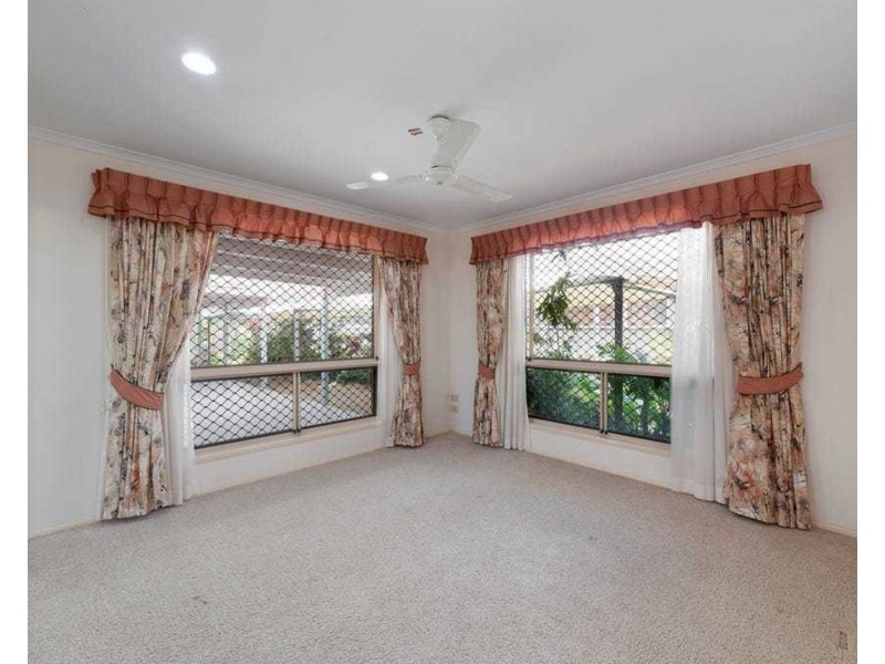 17 Captivation Court, Avoca QLD 4670