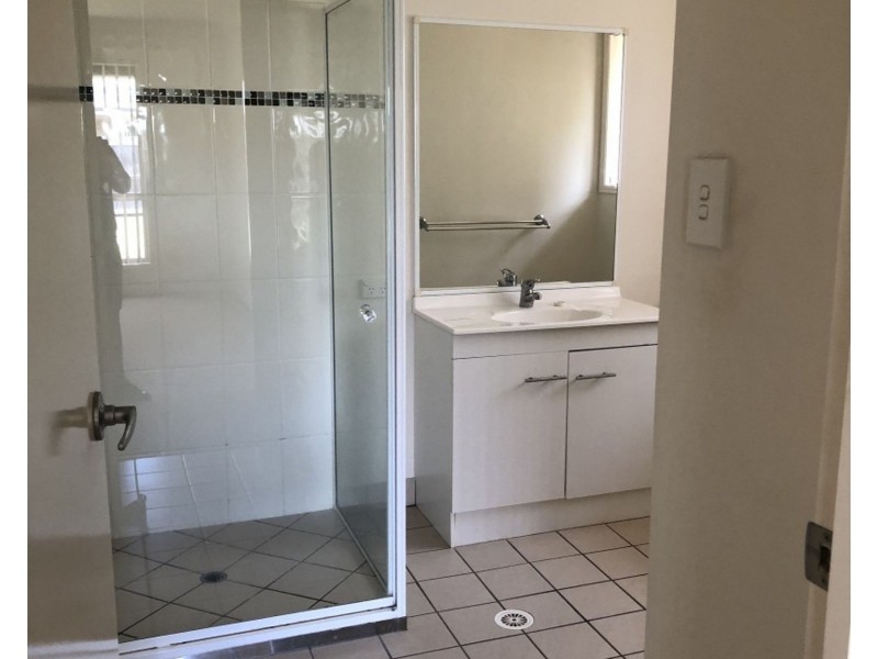 15 Hopton Place, Bundaberg North QLD 4670