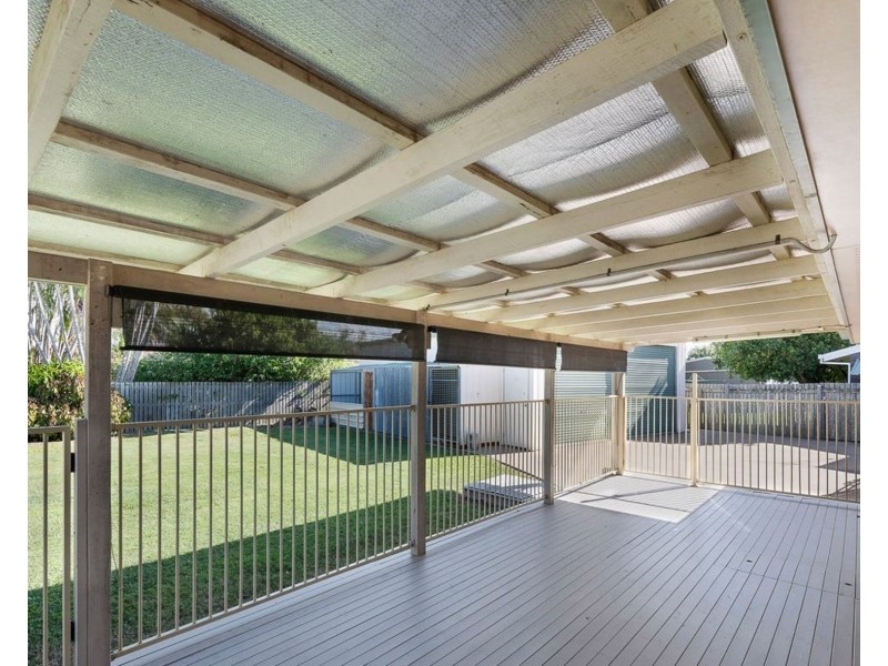 9 Shell Street, Burnett Heads QLD 4670