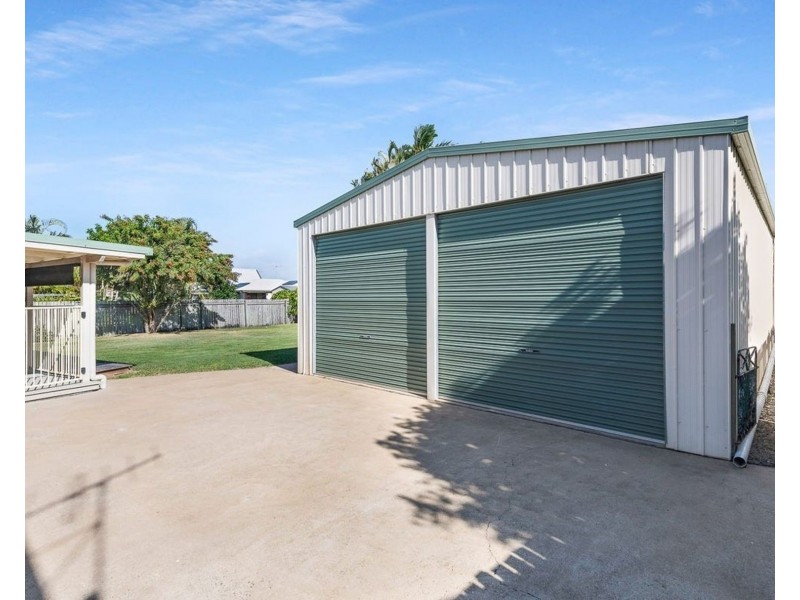 9 Shell Street, Burnett Heads QLD 4670