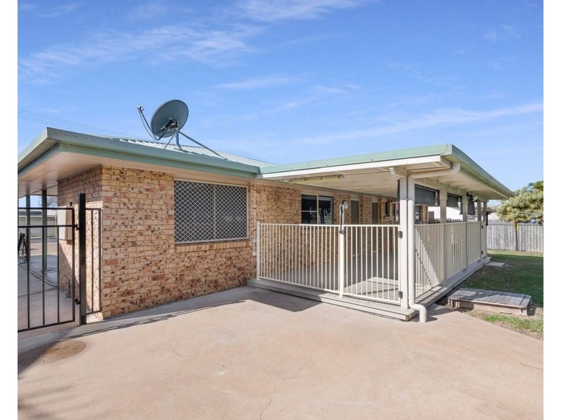 9 Shell Street, Burnett Heads QLD 4670