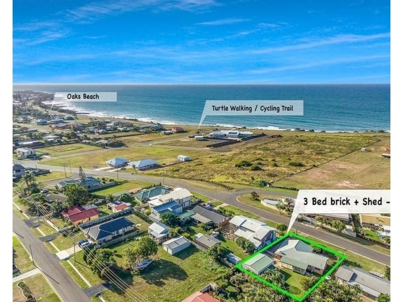 9 Shell Street, Burnett Heads QLD 4670