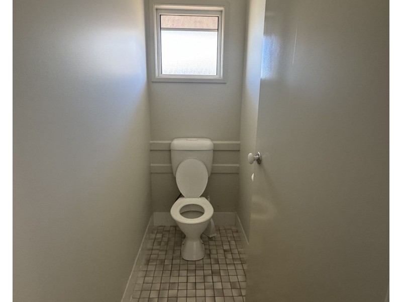 95A Sims Road, Avenell Heights QLD 4670