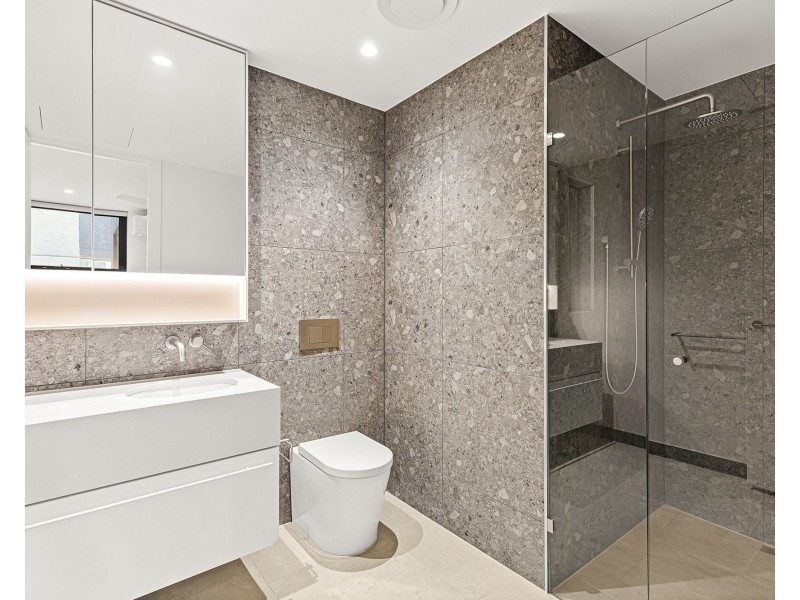 105 348 – 354 HAWTHORN ROAD, Caulfield South VIC 3162