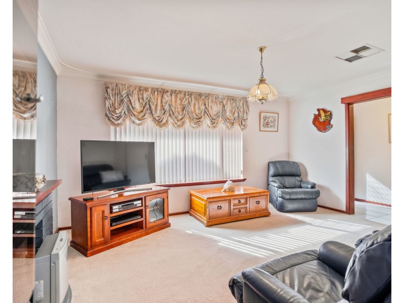 22 William Street, Armadale WA 6112