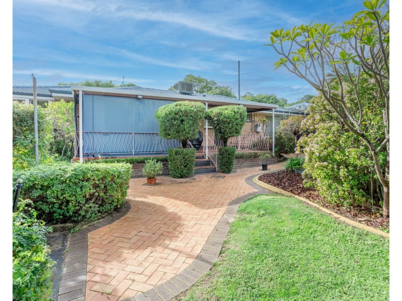 22 William Street, Armadale WA 6112