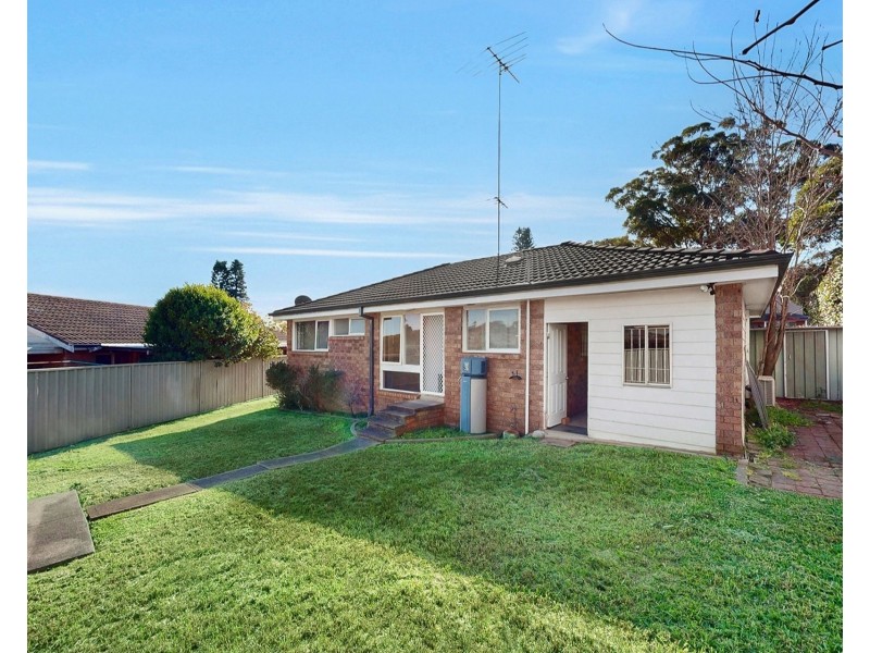 18 Tremlow Crescent, Ambarvale NSW 2560