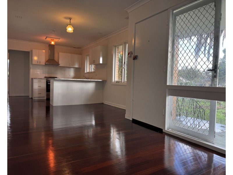 11 Ballina Way, Armadale WA 6112