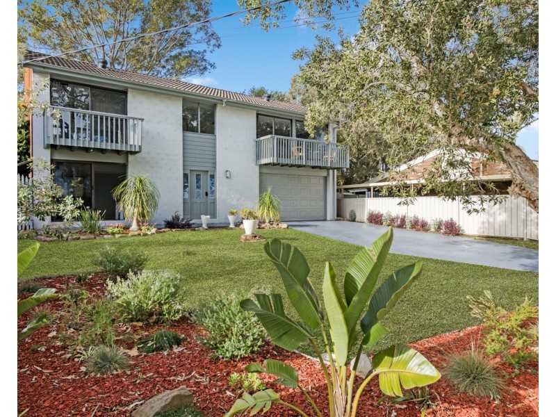7 Tarwarri Road,, Summerland Point NSW 2259