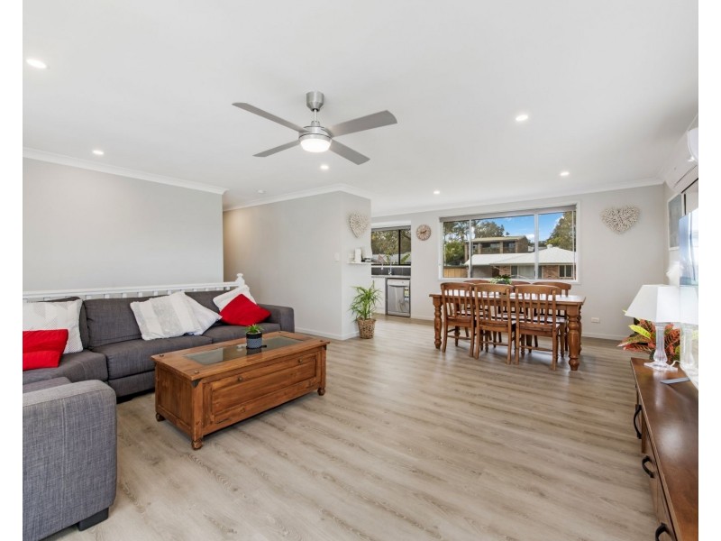 7 Tarwarri Road,, Summerland Point NSW 2259