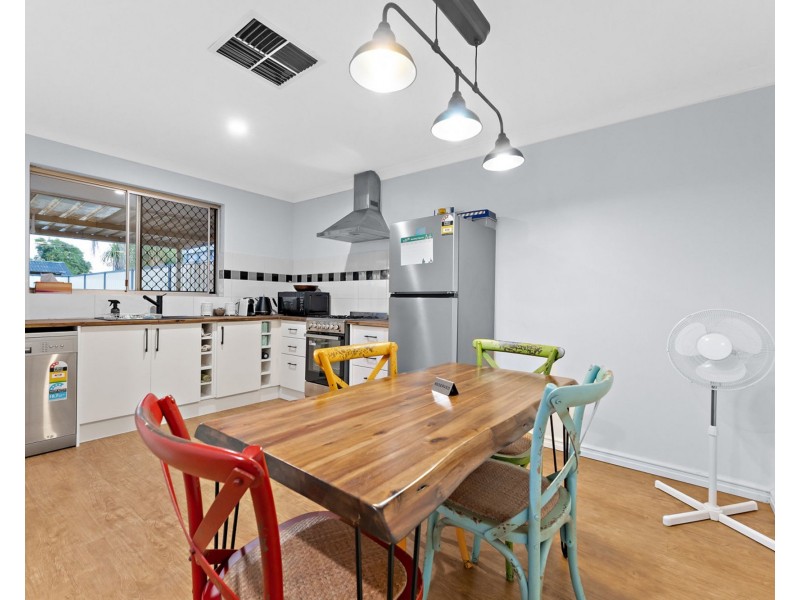 14A Young Street, Gosnells WA 6110