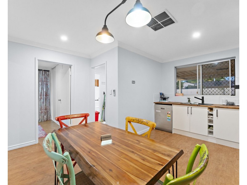 14A Young Street, Gosnells WA 6110