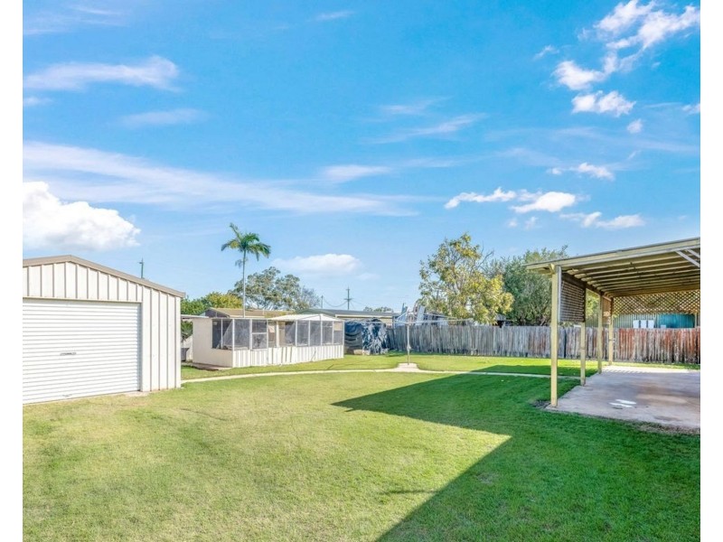 27 Sloane Street, Kalkie QLD 4670