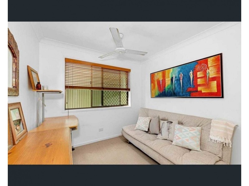 1 Keenan Street, Avenell Heights QLD 4670