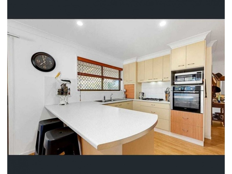 1 Keenan Street, Avenell Heights QLD 4670