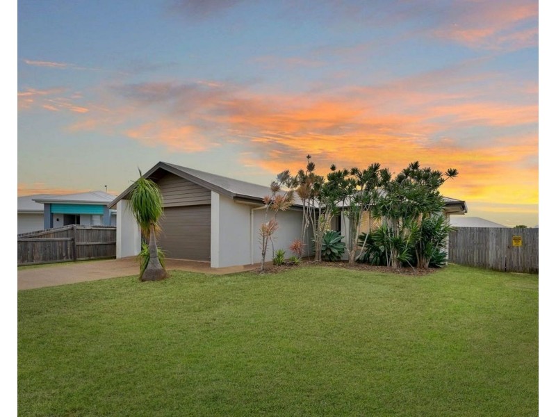 8 Tranquility Pla, Bargara QLD 4670